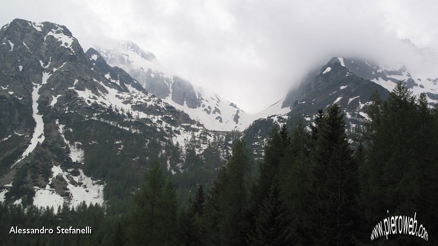 02 Nuvole sulla Valle dei Frati.jpg
